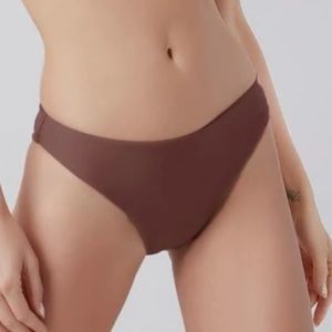 🟢 SHEIN Plain Bikini Panty 🟢